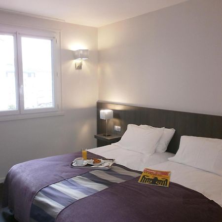 Hotel Des Rosiers Lourdes Bagian luar foto